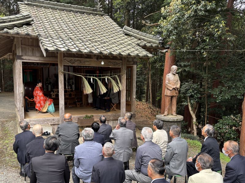 慰霊祭に参列した氏子の皆様