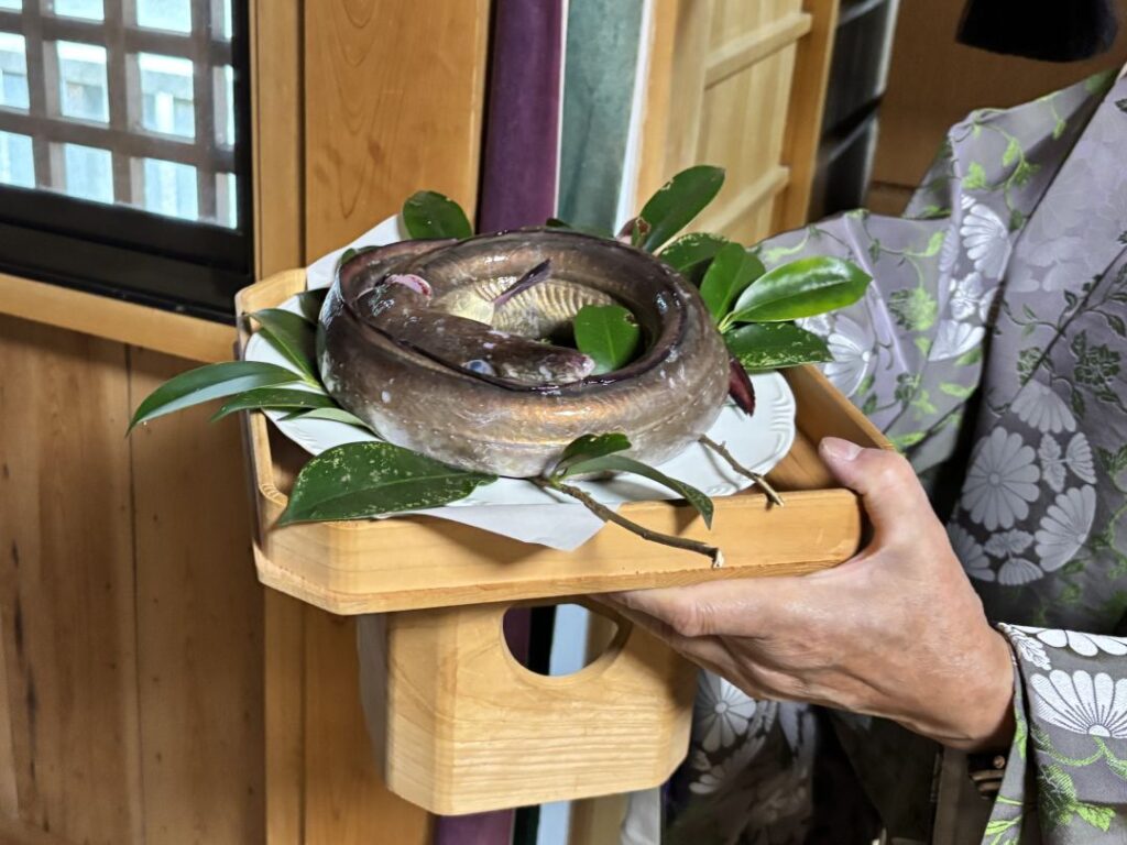 お供えされた鱧